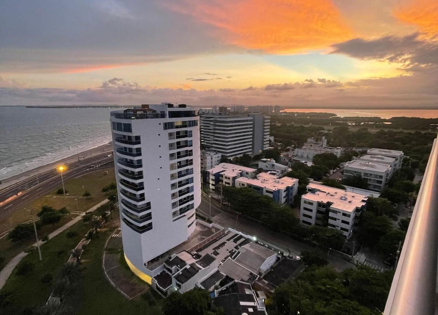 Ocean View Apartasuite 16th Floor *